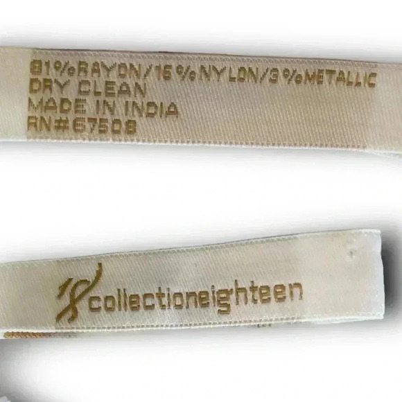 Collectioneighteen Gold Chunky Knit Scarf Fringe Accent Crochet Woven Shimmer‎ - Picture 3 of 4